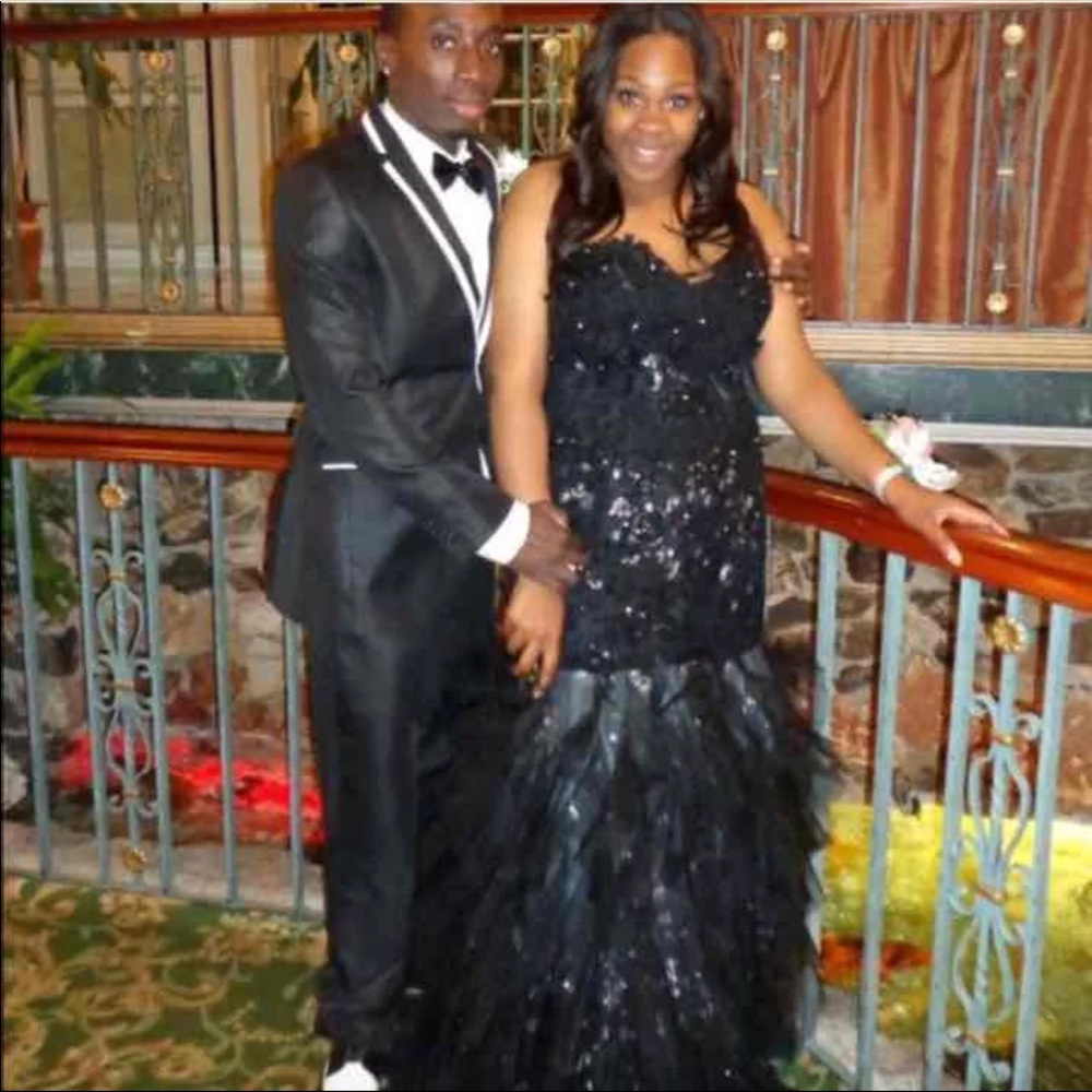 Giovanni prom dress